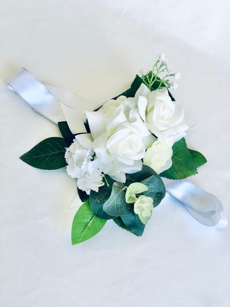 Silk wrist flower corsage