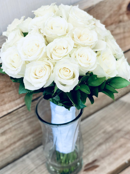 30 white rose bridal bouquet