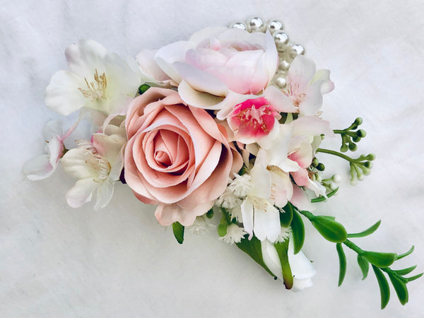 Silk wrist flower corsage