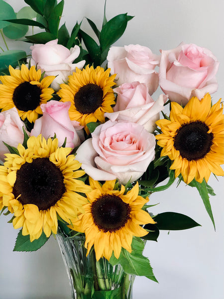 Sunflower and pink rose bouquet