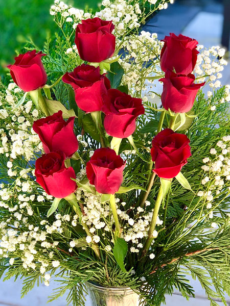 Romantic red roses