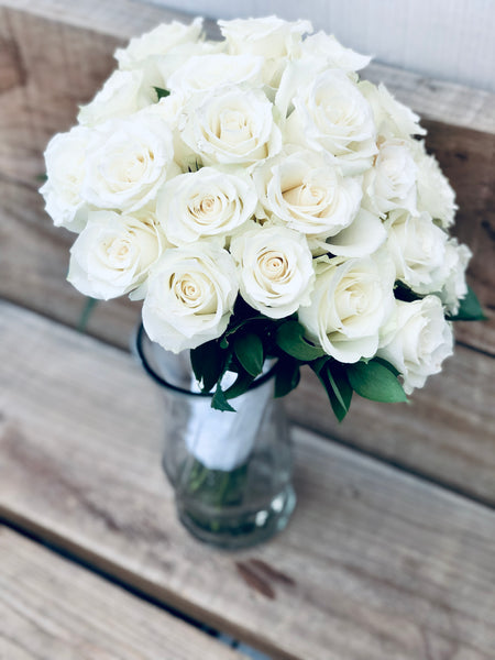 30 white rose bridal bouquet