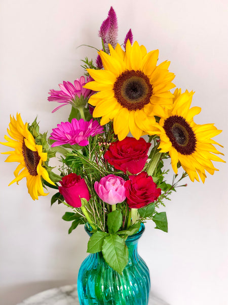 Sunflower and rose bouquet