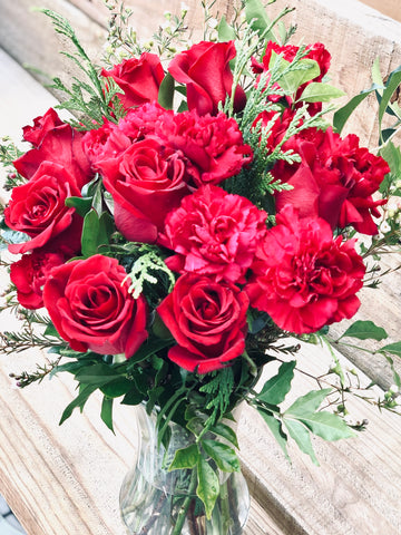 Lovely red roses and carnation bouquet