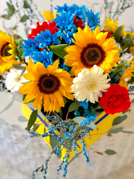 Sunflower birthday gift box