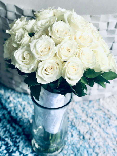 30 white rose bridal bouquet