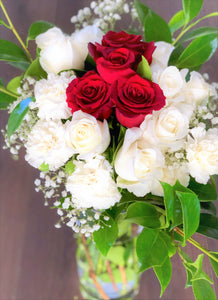 Red center rose bouquet