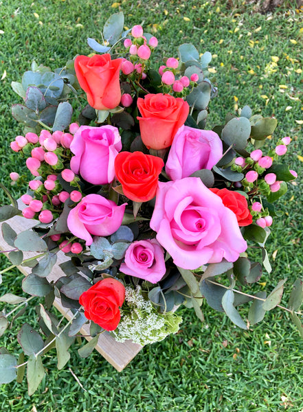 Peach and pink rose bouquet