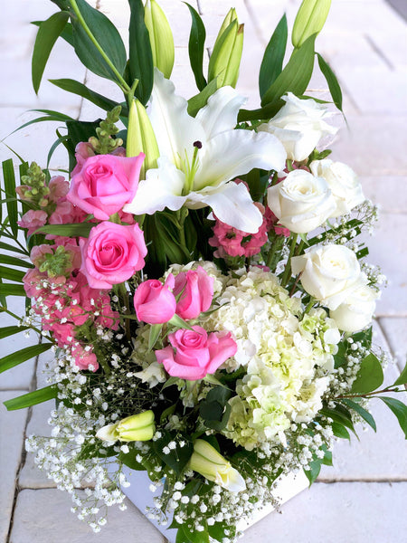 Deluxe pink and white gift box of flowers