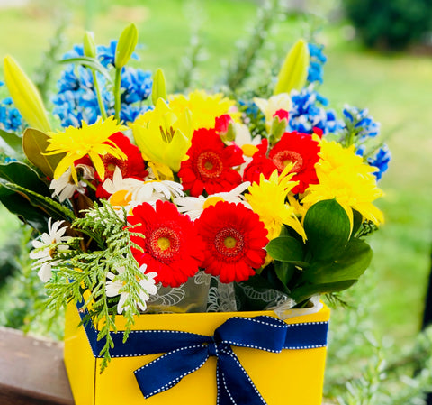 Bright Birthday gift box of flowers
