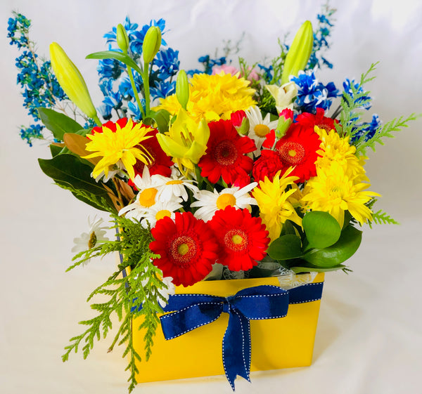 Bright Birthday gift box of flowers